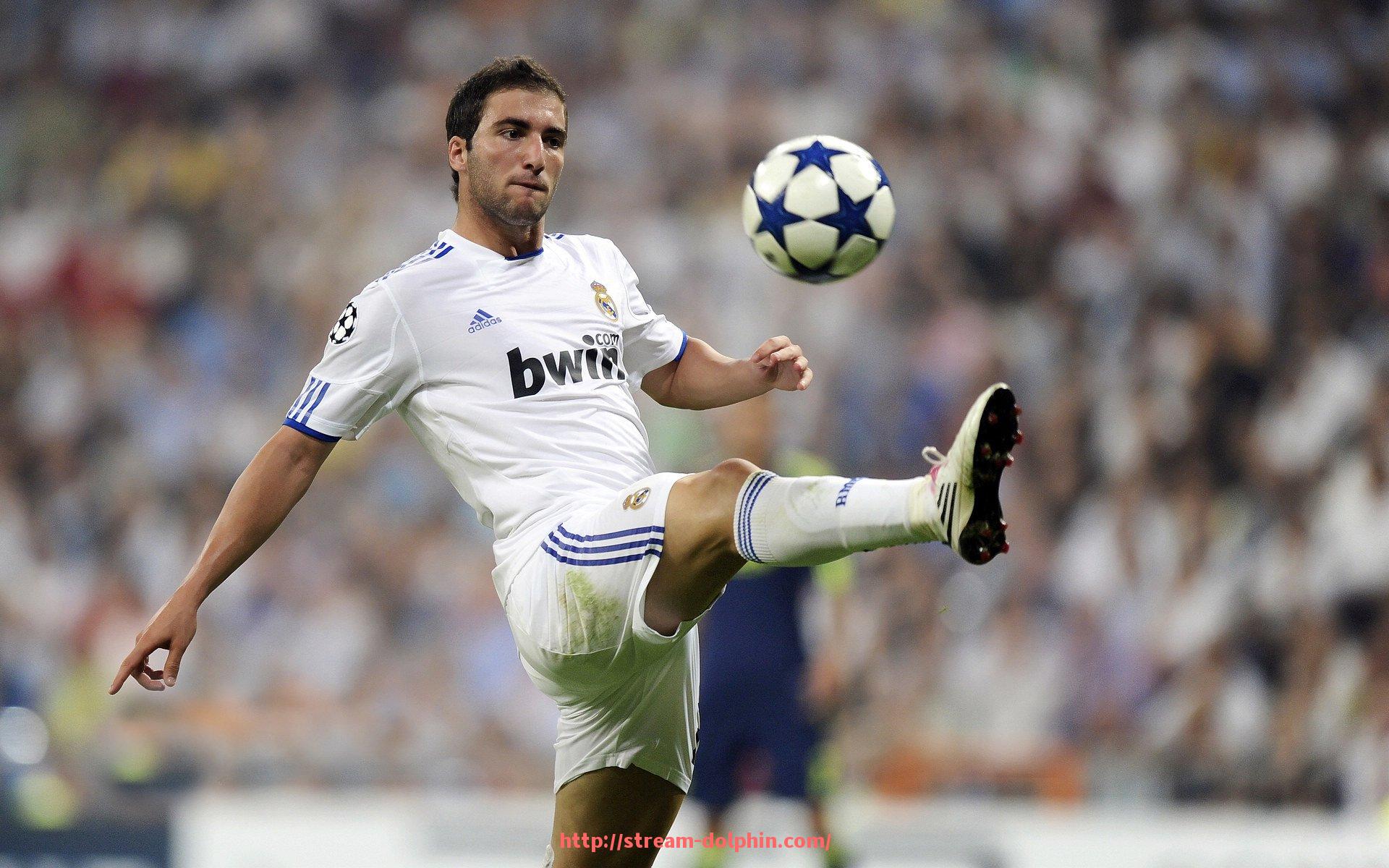 海豚直播-世俱杯互动视频剪辑功能上线，个性定制你的助威记录